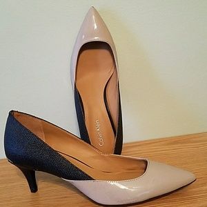 Nwot Gorgeous Calvin Kleins